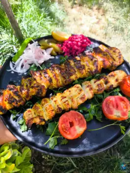 عکس باغ رستوران دربار ایرونی، چهاردانگه، اسلامشهر 9
