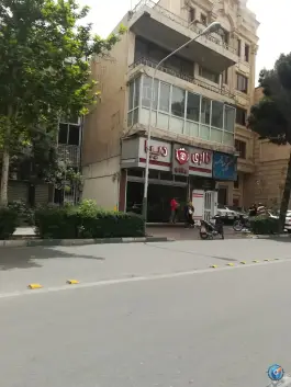 سفره خانه سنتی کلبه، عباس آباد، تهران