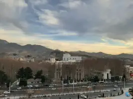 عکس تالار پذیرایی قصر رز، آبشار، کرج 4