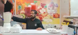 آبمیوه من و داداش، انقلاب محله سنگ بند قم