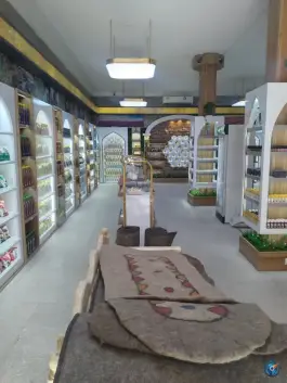 عکس فروشگاه مرکزی رایحه سیب، محله اراضی بهداری قم 3