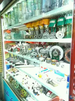 عکس های فروشگاه ناژوان کالا، محله دردشت، اصفهان