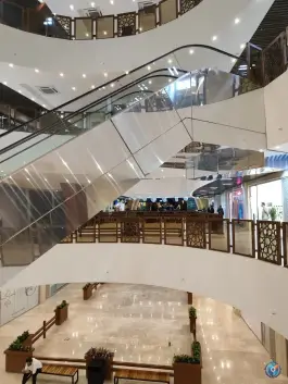 عکس مرکز خرید فیروزه، چهارباغ بالا، اصفهان 10