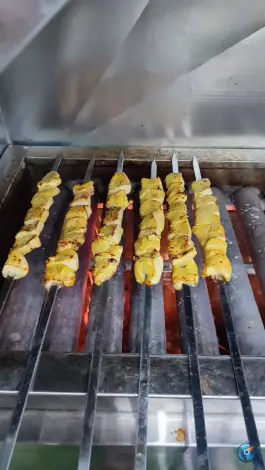 عکس فست فود و کبابی دلاوا، بلوار دکتر دوگانی، فسا 7