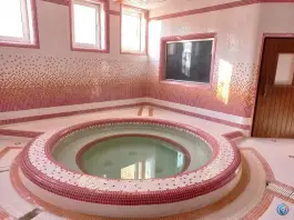 عکس استخر آیت الله رئیسی کاخک گناباد 6