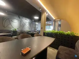 عکس کافه پیکاسو، بادرود، نطنز 3