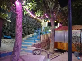عکس سفره خانه الیمو، بهاران تهران 2