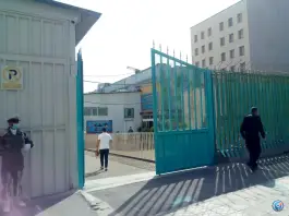 عکس داروخانه اختصاصی بیماران کرونایی، کارگر جنوبی، تهران 4
