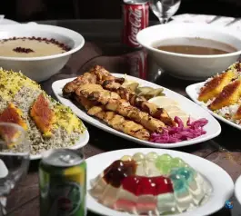 عکس تالار قصر بابابزرگ، بلوار چمران، کرج 5
