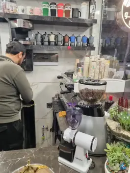 عکس قهوه لئو، محله درب کوشک، اصفهان 2