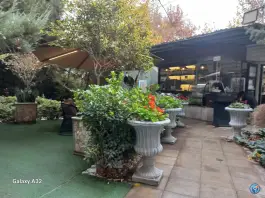 عکس های کافه برکه، بازار گل اصفهان