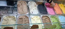 عکس بستنی دشت بهشت، بلوار یاران، قم 9