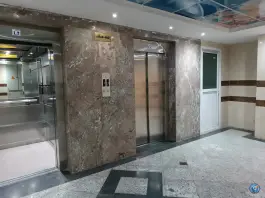 عکس مجتمع تجاری عطاران، بلوار عطاران، قم 2