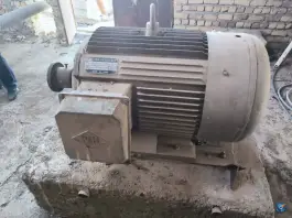 عکس فروشگاه الکتروموتور جریان، محله قلعه کامکار، قم 1