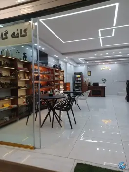 کافه مسعود، اصغری ۸، محله بنیاد قم