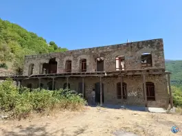 عکس عمارت تاریخی اینالو، منجوان خداآفرین 3