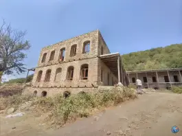 عکس عمارت تاریخی اینالو، منجوان خداآفرین 4