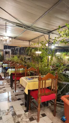کافه شهر کاغذی، ملاصدرا، شیراز