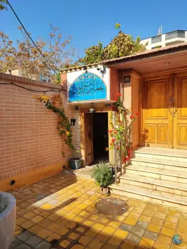 کافه عمارت باوان محله مارنان اصفهان