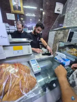 عکس دوغ و گوشفیل عدالت، چهارباغ پایین، اصفهان 5