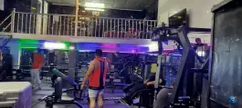 عکس باشگاه بدنسازی عزلتی، محله گاز، مشهد 2
