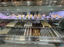 عکس شیرینی خورشید، درب کوشک، اصفهان 2