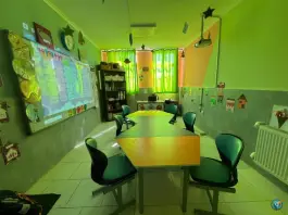 عکس پیش دبستان و دبستان پسرانه غیردولتی تفکر برتر، گلستان، تهران 6