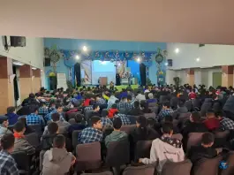 عکس هنرستان فنی راهیان قدس محله بازار تهران 3