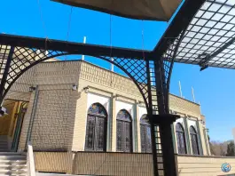کافه نیلوفرانه، بلوار امین و ساحلی، قم