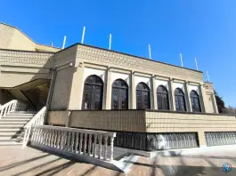 عکس کافه نیلوفرانه، بلوار امین و ساحلی، قم 2