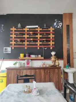 کافه صبحانه عمو محسن، عنصری، مشهد