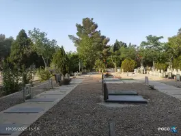عکس آرامستان باغ رضوان میدان جنت اصفهان 5