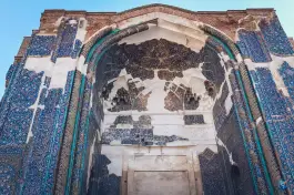 مسجد کبود (عمارت مظفریه)، محله گوی مسجد، تبریز