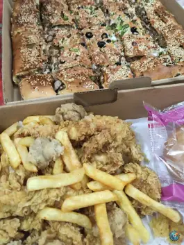عکس پیتزا شاورما راز، بهجت ۳، مشهد 7