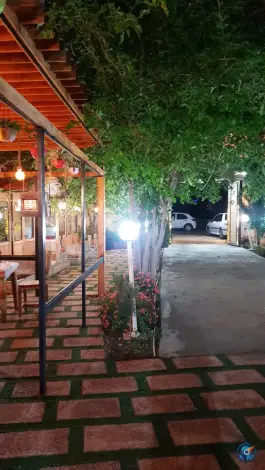 عکس باغ رستوران عمارت بهشت، کامیاران، کرمانشاه 3