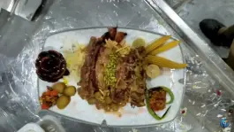 عکس رستوران فرهنگیان، محله حسین آباد، کاشمر 3