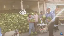 عکس هندوانه فروشی مردی، قلعه کامکار، قم 4