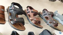 عکس دفتر گروه تولیدی کفش چکاوک، بلوار خلیج فارس، قم 3