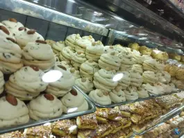 عکس شیرینی سرای کاخ، حسین آباد، کرج 2