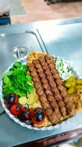 چلو کبابی و دیزی سرای نارنج، بلوار شاهنامه، مشهد