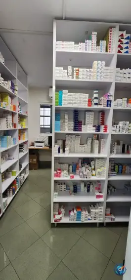 عکس داروخانه دکتر نارونی، پونک جنوبی، تهران 4