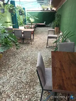 کافه فست فود جهان هستی کوهبنان