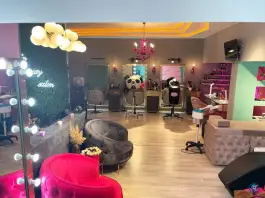 سالن زیبایی نوآفرین، محله باجک ۲، قم