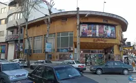 سینما طلوع، شهدا، فومن