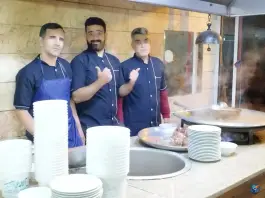 عکس طباخی آلاله، کوی کارمندان، مشهد 10