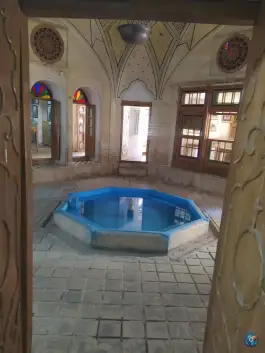 عکس موزه هنر مشکین فام، محله سنگ سیاه، شیراز 10
