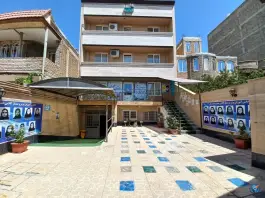 دبیرستان غیر دولتی دخترانه نام آوران محله رودکی ارومیه