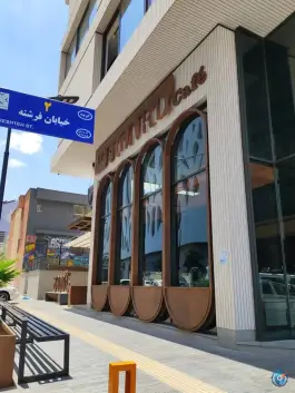عکس کافه فیگارو شیراز، فرشته «کوی وحدت»، شیراز 6