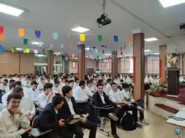 عکس دبیرستان پسرانه نمونه دولتی فرهنگ، صادقیه، تهران 9