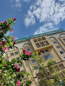 عکس دانشگاه امام صادق (پردیس خواهران)، محله سرو، تهران 5
